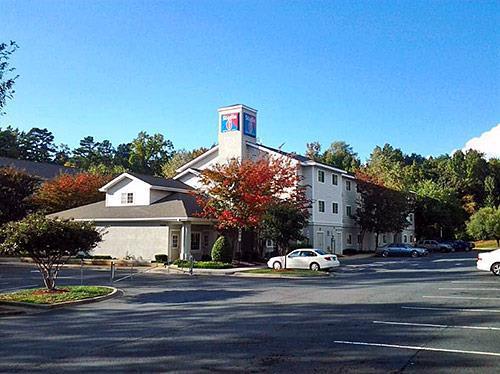 Studio 6 Charlotte Airport Exterior photo